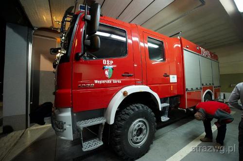 GBA Mercedes - Benz Atego