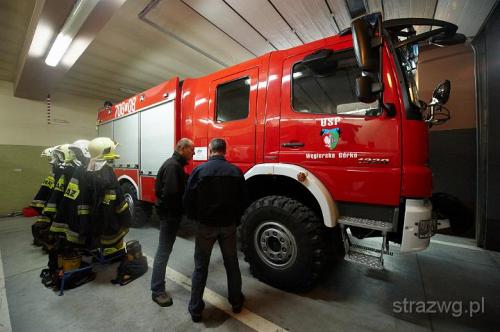 GBA Mercedes - Benz Atego